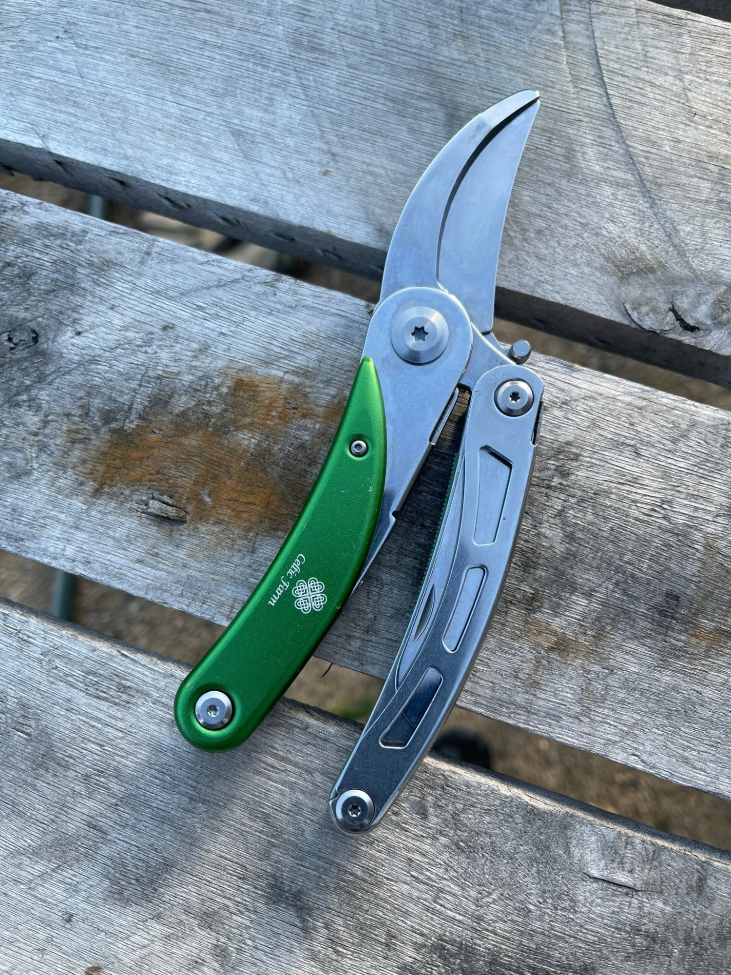 Gardener's Multi-Tool - 4-In-1 Garden Tool (Pruner, Saw, Propagation Knife And Weeder)(Gardeners Multi Tool 4 In 1 Garden Tool Pruner Saw Propagation Knife And Weeder) 6 Gardener's Multi-Tool - 4-In-1 Garden Tool (Pruner, Saw, Propagation Knife And Weeder)(Gardeners Multi Tool 4 In 1 Garden Tool Pruner Saw Propagation Knife And Weeder) - Image 4