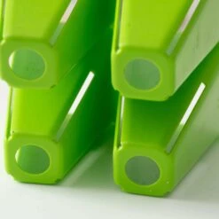 4 Cell Plug Tray Inserts(4 Cell Plug Tray Inserts) 35 4 Cell Plug Tray Inserts(4 Cell Plug Tray Inserts) -Pepper Joe shop green 4 cell bottom view