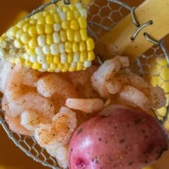 Narragansett Bay(Narragansett Bay) -Pepper Joe shop narra